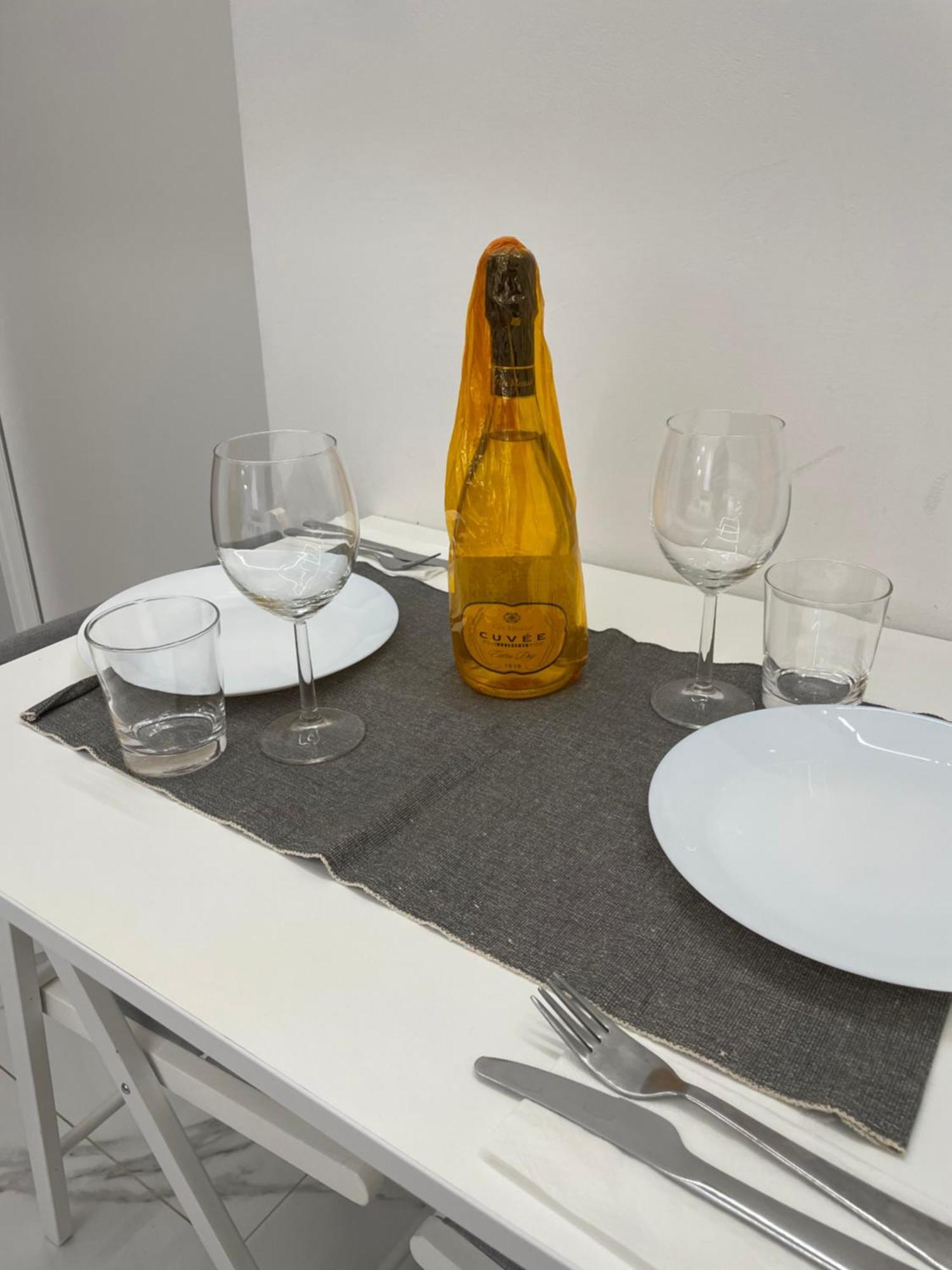 Luxury 5 Al Duomo Di Parma Διαμέρισμα Εξωτερικό φωτογραφία