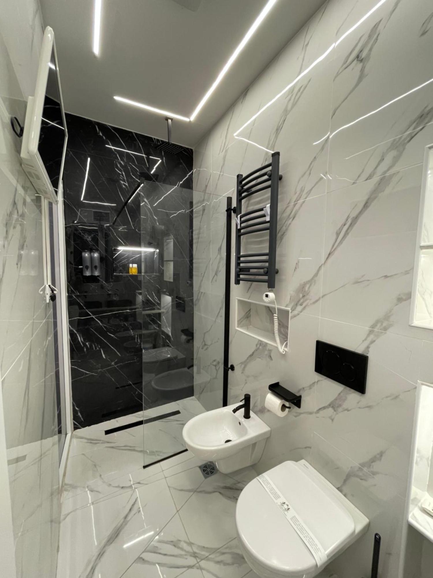 Luxury 5 Al Duomo Di Parma Διαμέρισμα Εξωτερικό φωτογραφία